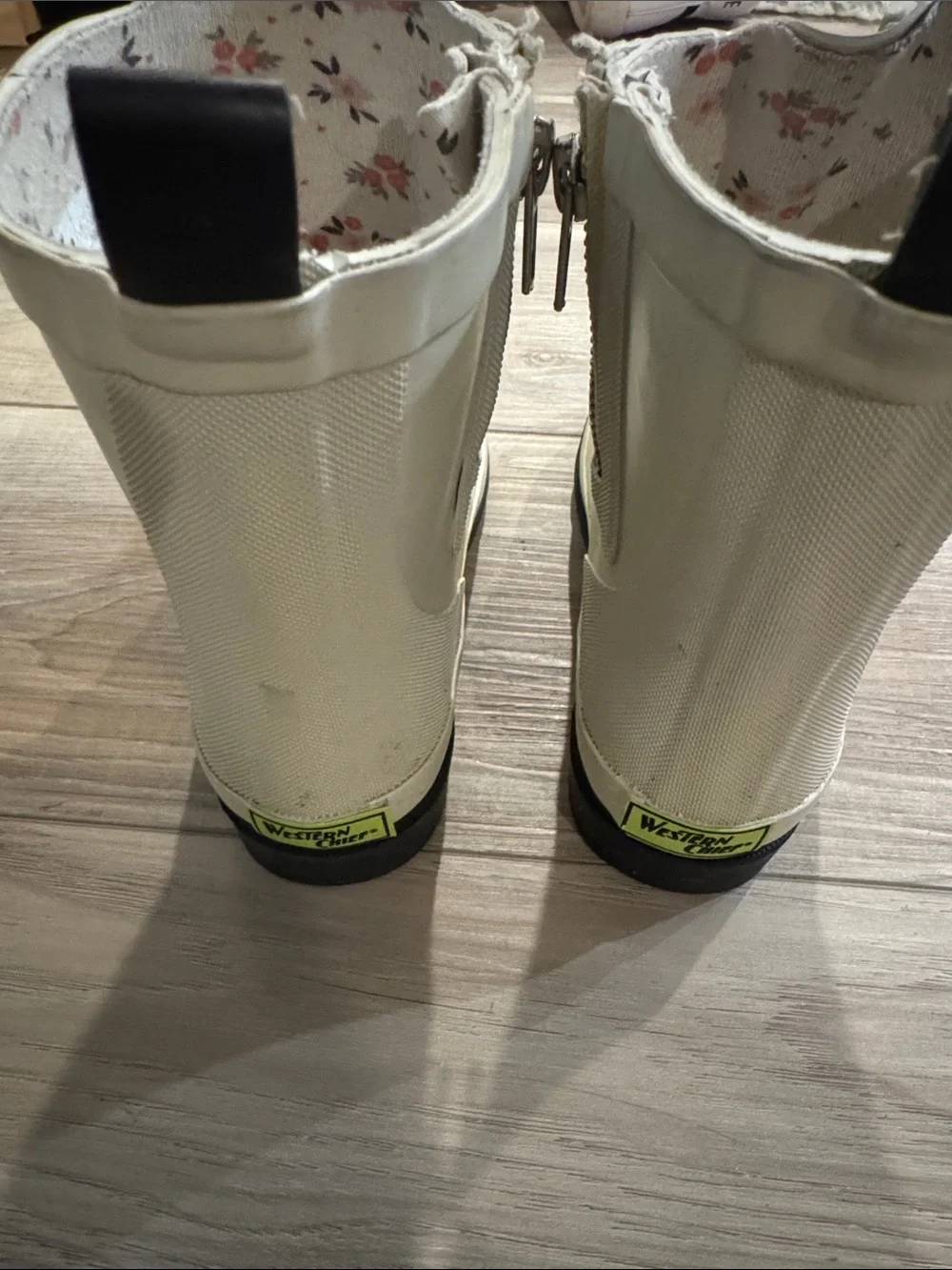 Cream Lace-Up girls rain boots